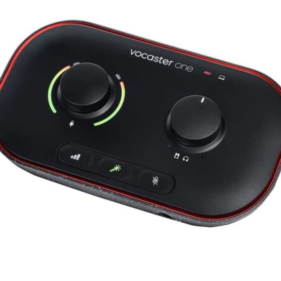 Focusrite Vocaster One Audio Interface for Podcasting and Recording as Solo Crea - Picture 2 of 8